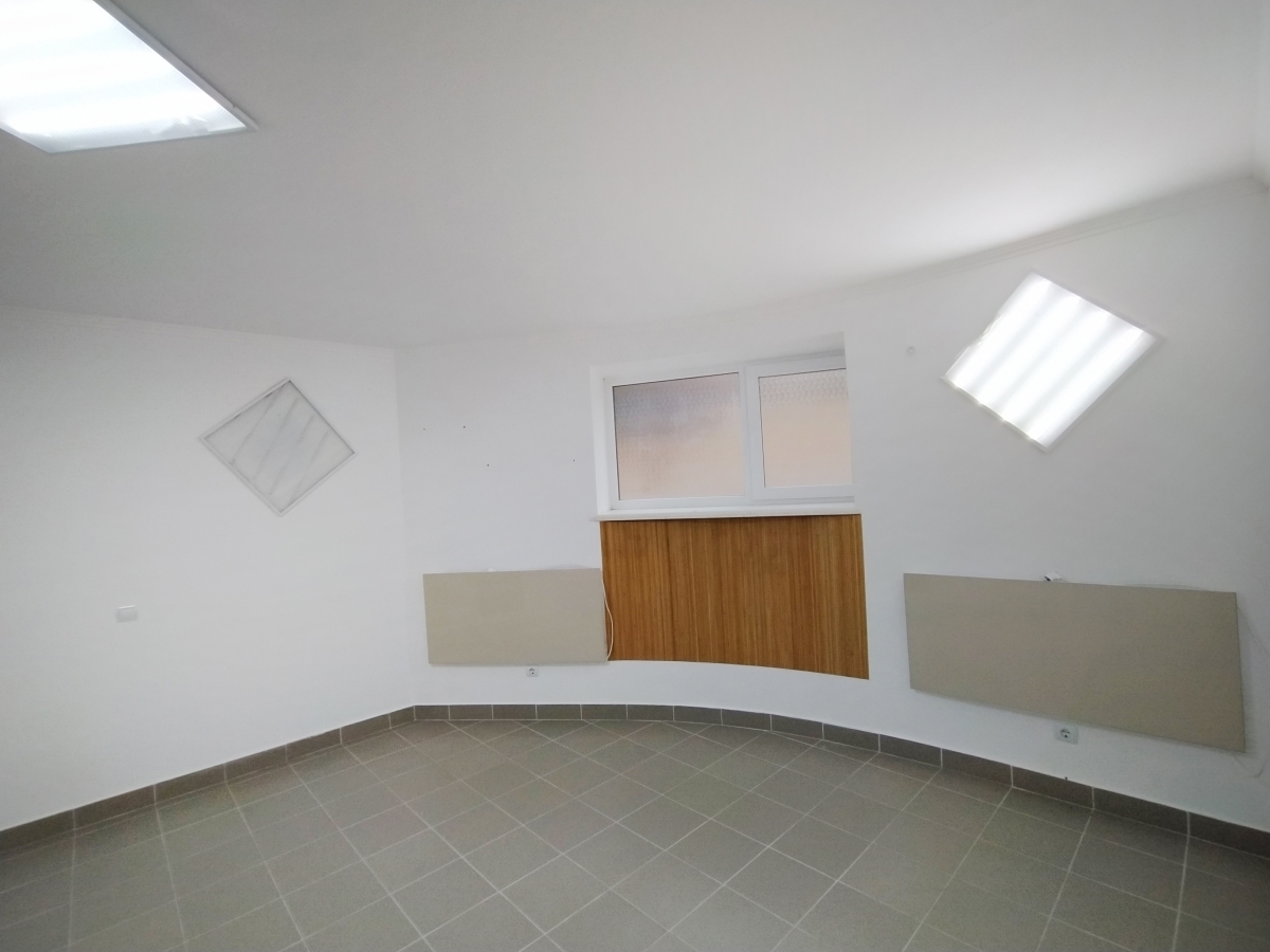 комерційне приміщення, Тернопіль, Бам, вул. Злуки