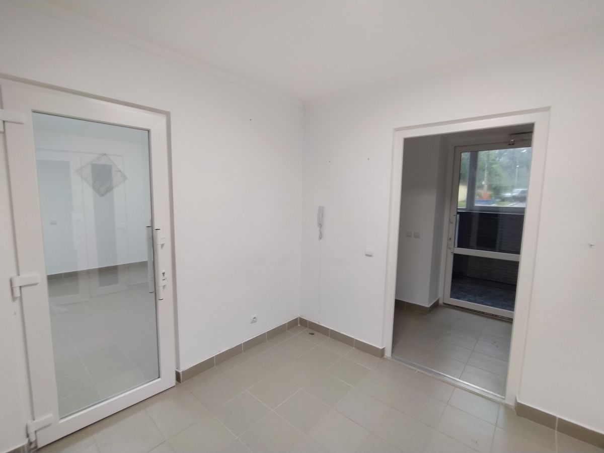 комерційне приміщення, Тернопіль, Бам, вул. Злуки