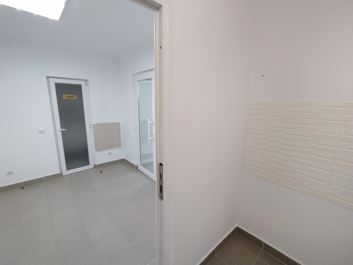 комерційне приміщення, Тернопіль, Бам, вул. Злуки