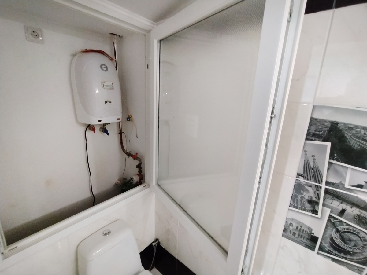 комерційне приміщення, Тернопіль, Бам, вул. Злуки