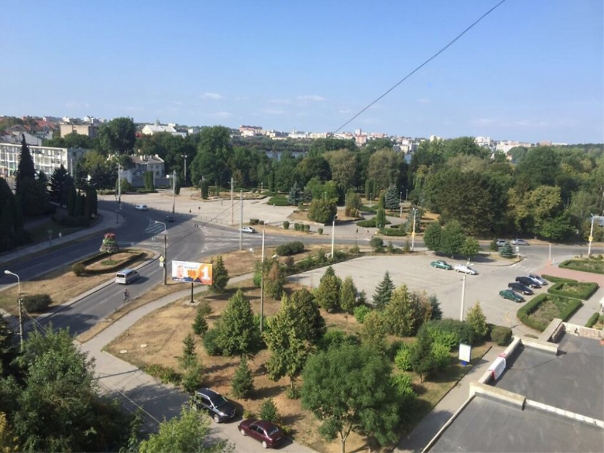 3-кім. квартира, Тернопіль, Центр, вул. Крушельницької