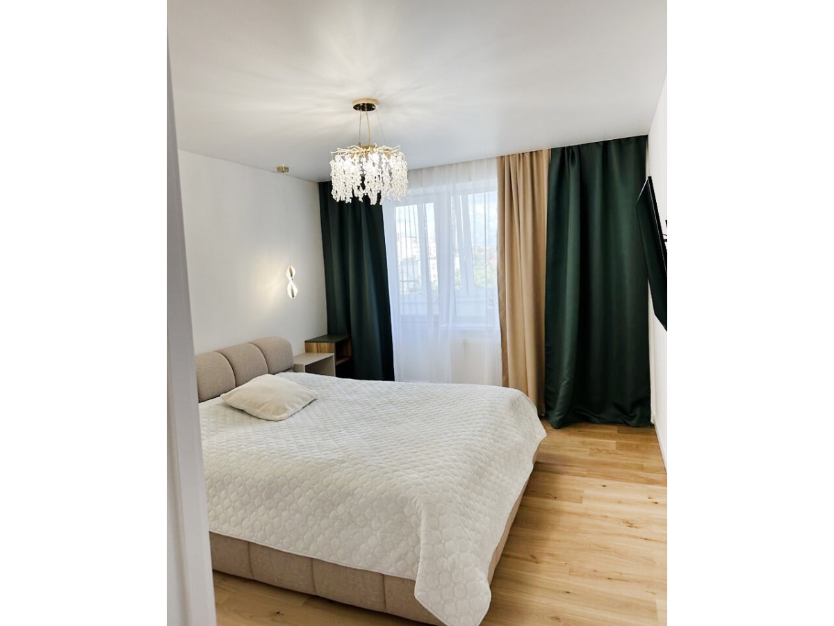 3-кім. квартира, Тернопіль, Центр, вул. Пирогова