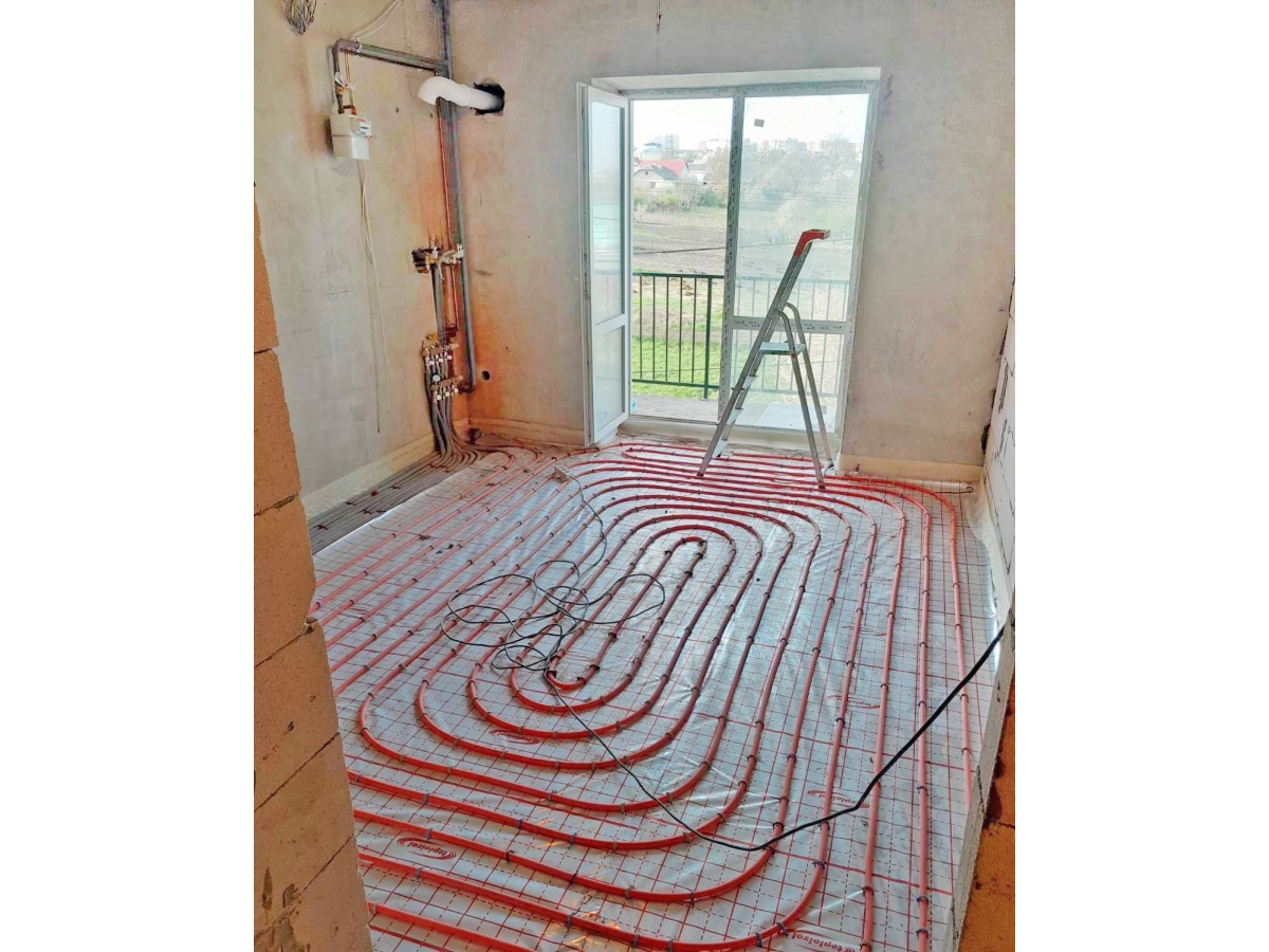 1-кім. квартира, Петриків