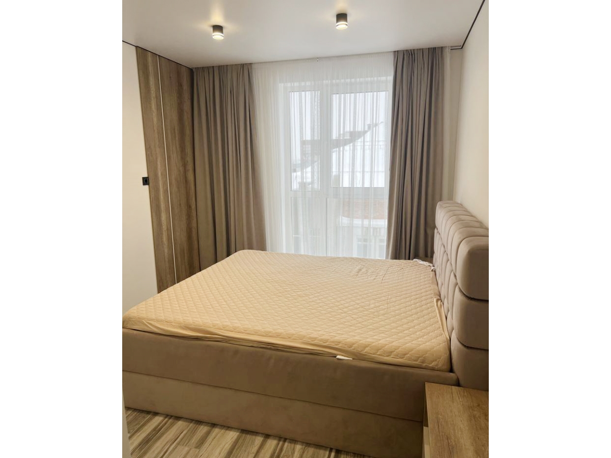 2-кім. квартира, Тернопіль, Центр, вул. Доли