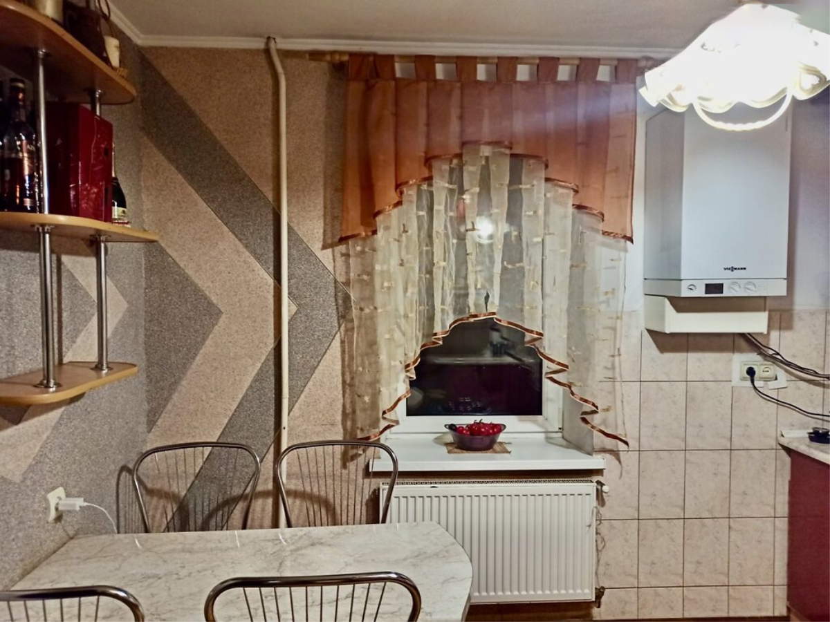 4-кім. квартира, Тернопіль, Центр, вул. Торговиця (Живова)