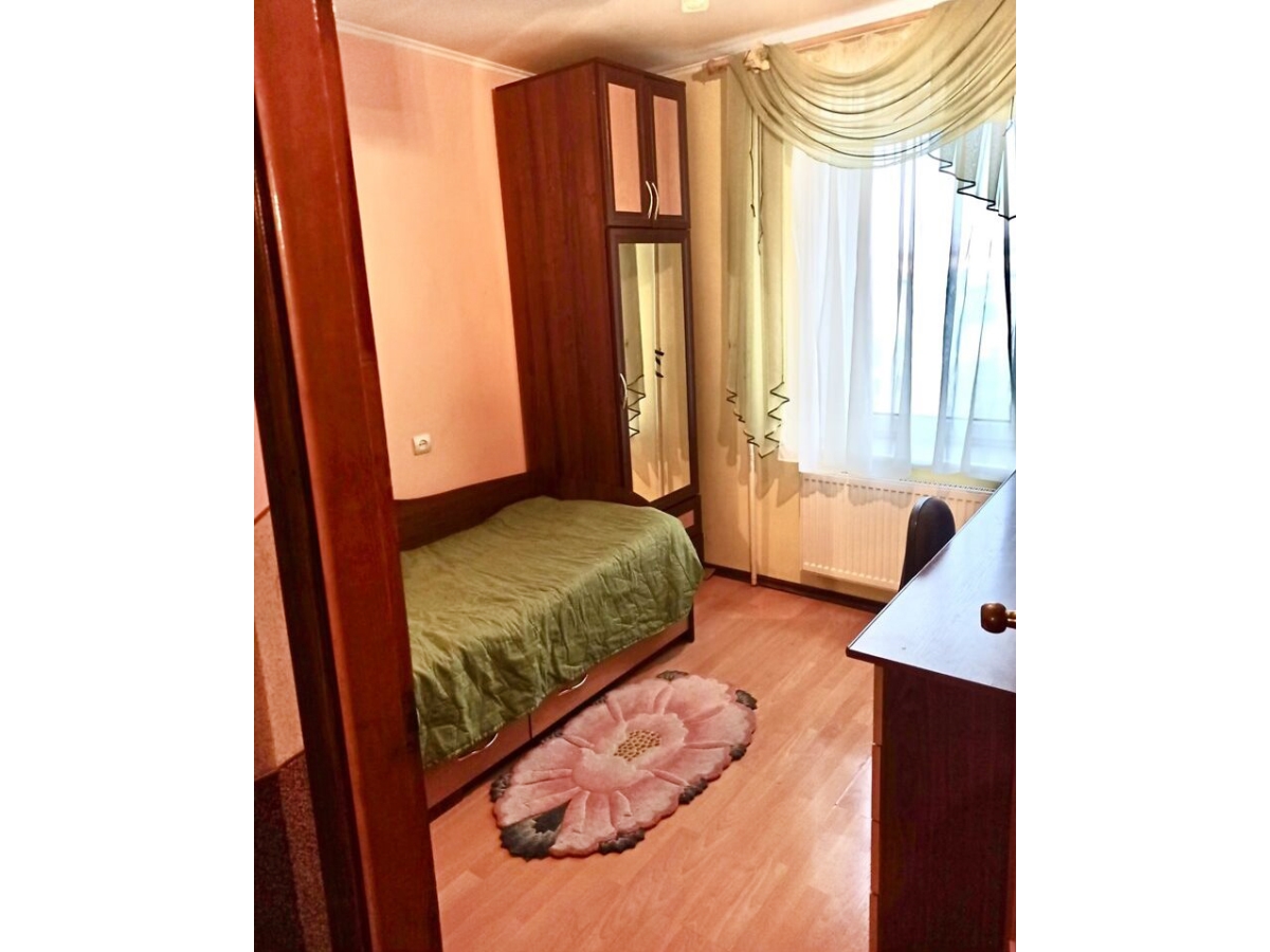 4-кім. квартира, Тернопіль, Центр, вул. Торговиця (Живова)