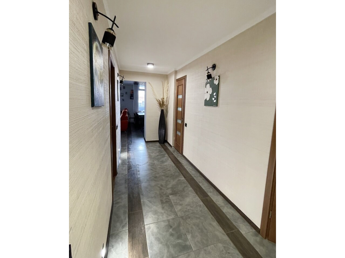 3-кім. квартира, Тернопіль, Дружба, вул. Тролейбусна