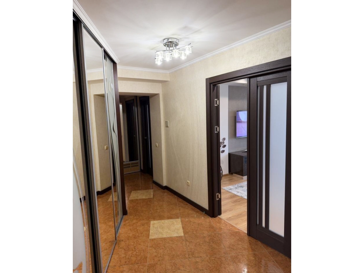 4-кім. квартира, Тернопіль, Дружба, вул. Карпенка