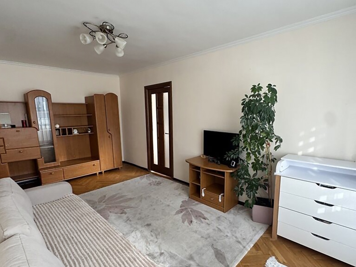 2-кім. квартира, Тернопіль, Центр, вул. Острозького