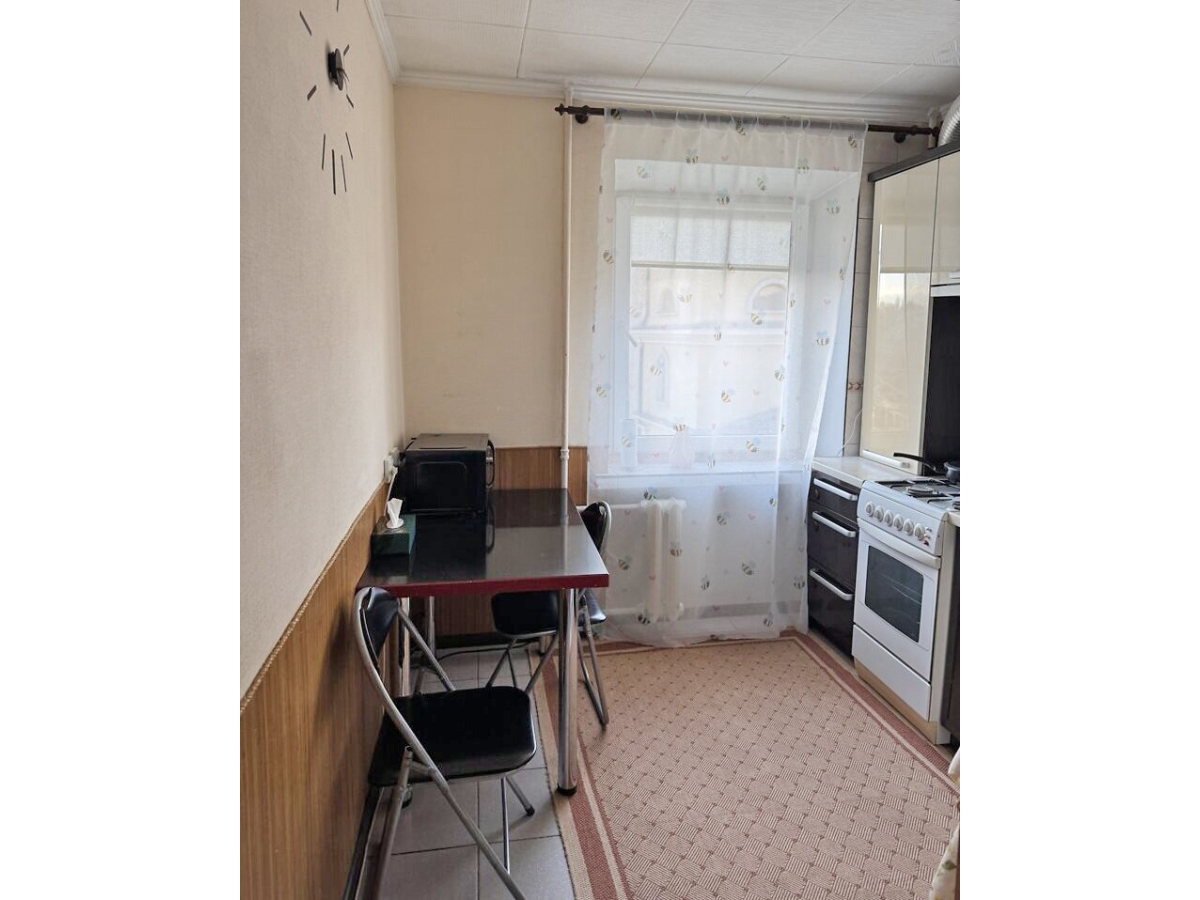 2-кім. квартира, Тернопіль, Центр, вул. Острозького