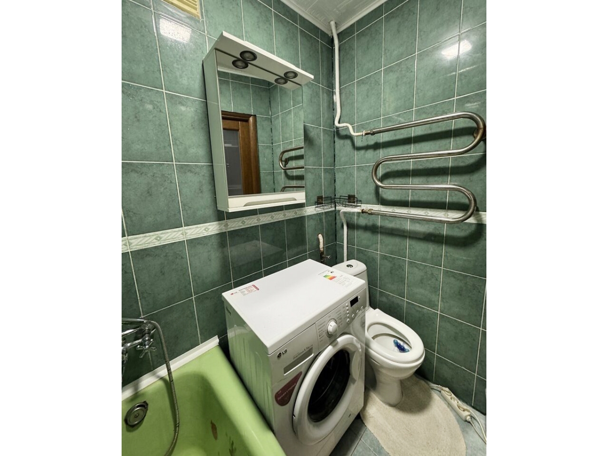 2-кім. квартира, Тернопіль, Центр, вул. Острозького