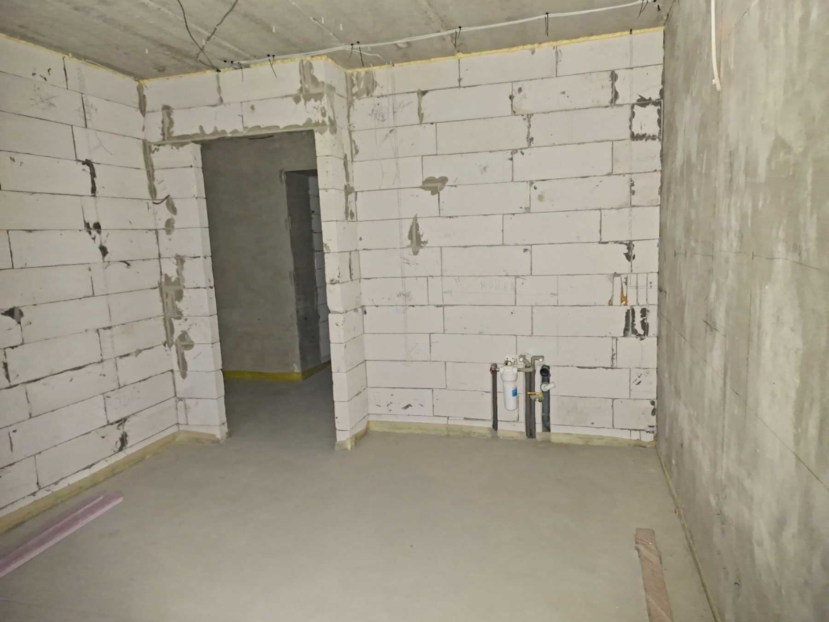 1-кім. квартира, Петриків