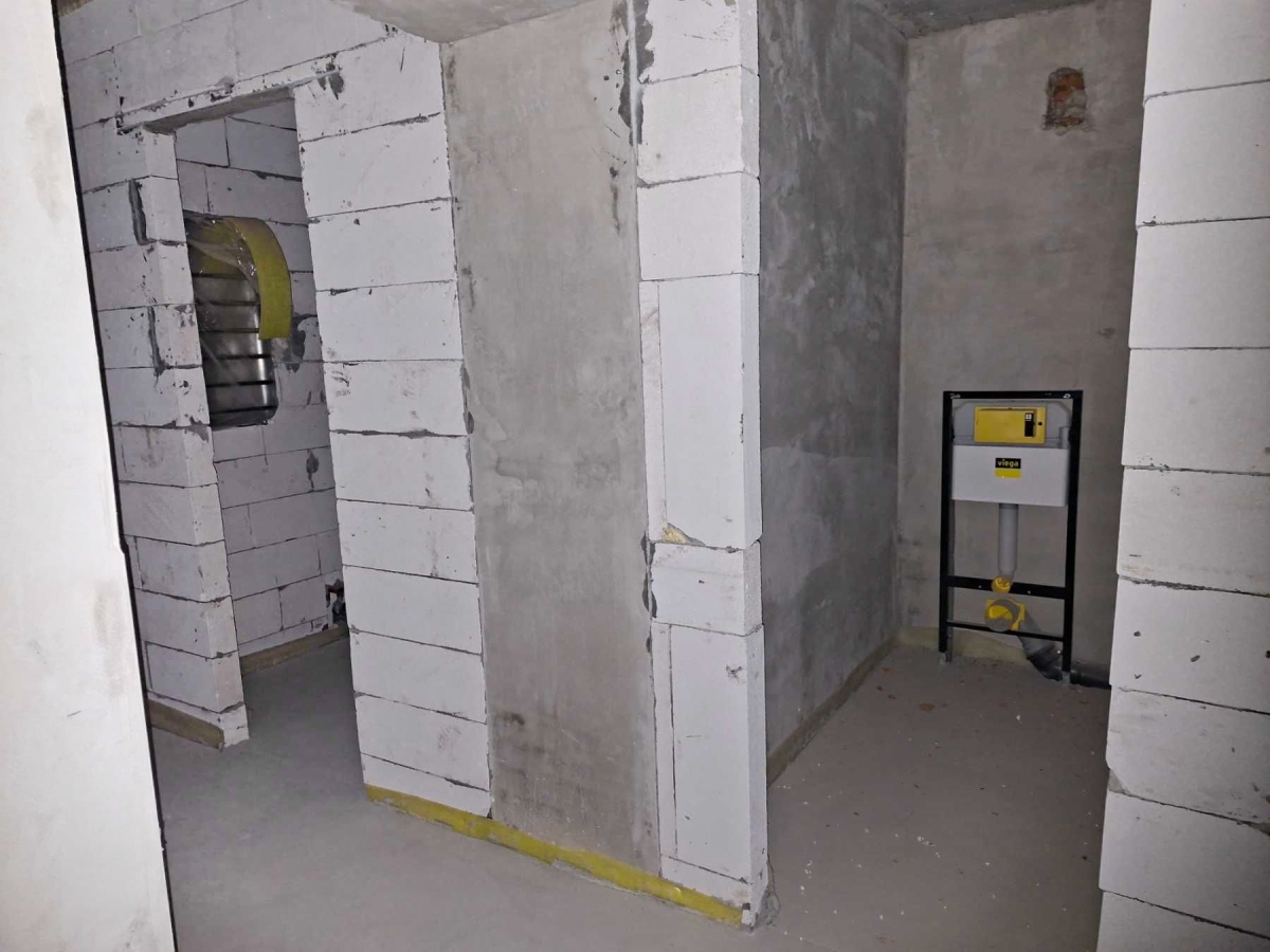 1-кім. квартира, Петриків