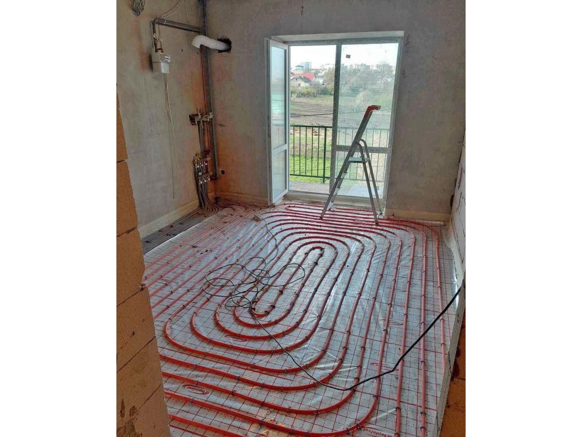 1-кім. квартира, Петриків