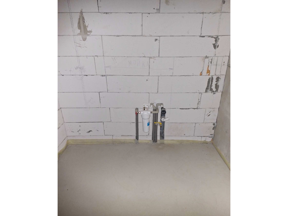 1-кім. квартира, Петриків