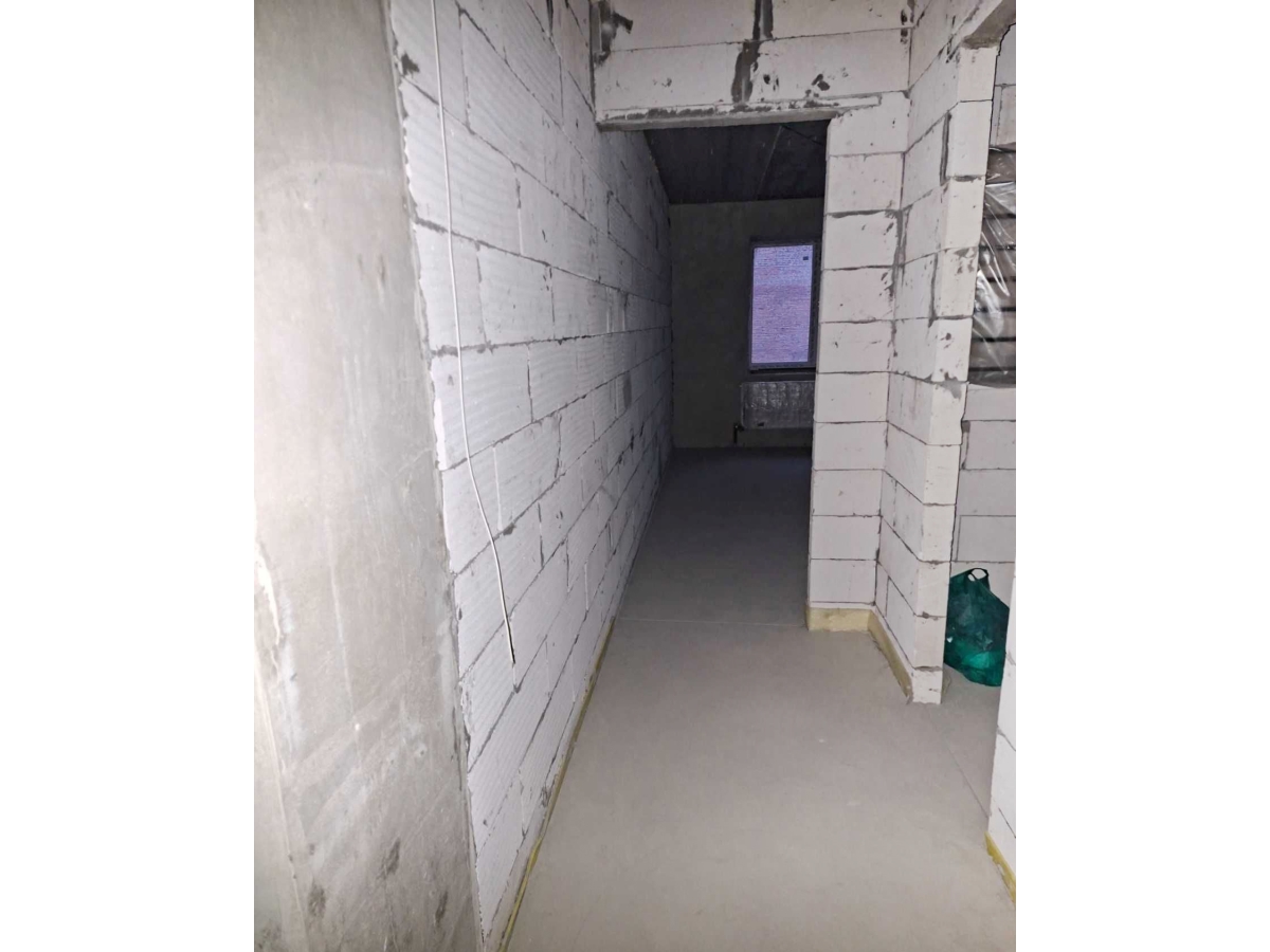 1-кім. квартира, Петриків