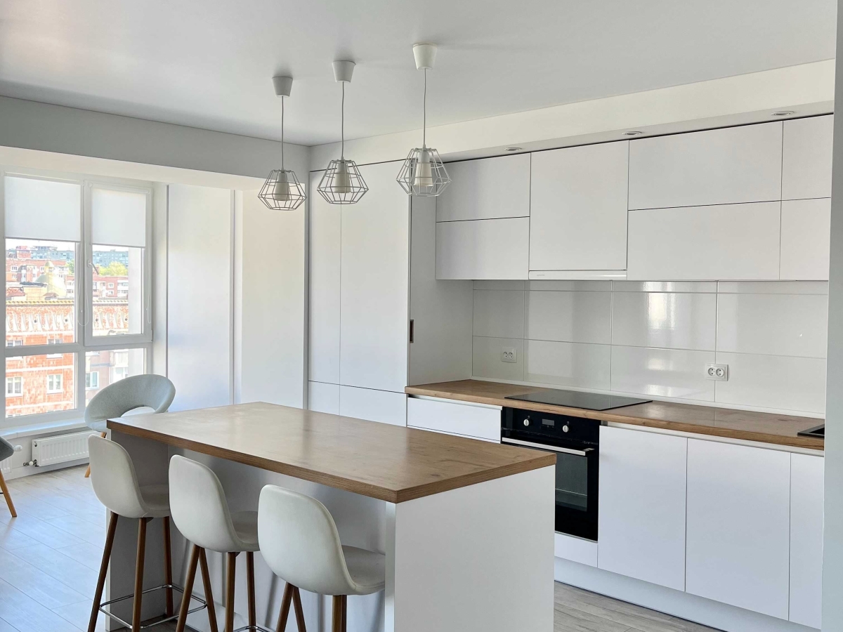 3-кім. квартира, Тернопіль, Канада, вул. Коновальця