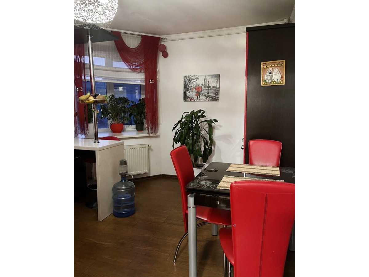 2-кім. квартира, Тернопіль, Дружба, вул. Карпенка