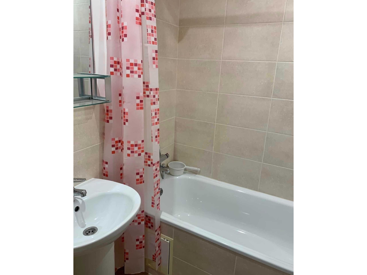 2-кім. квартира, Тернопіль, Центр, вул. Торговиця (Живова)