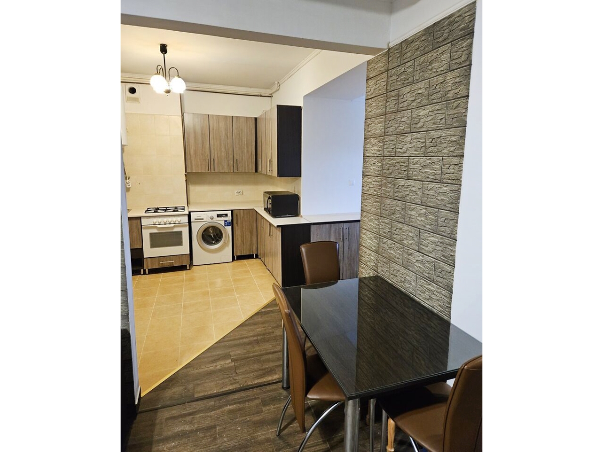 3-кім. квартира, Тернопіль, Кутківці, вул. Петра Батьківського (Бригадна)