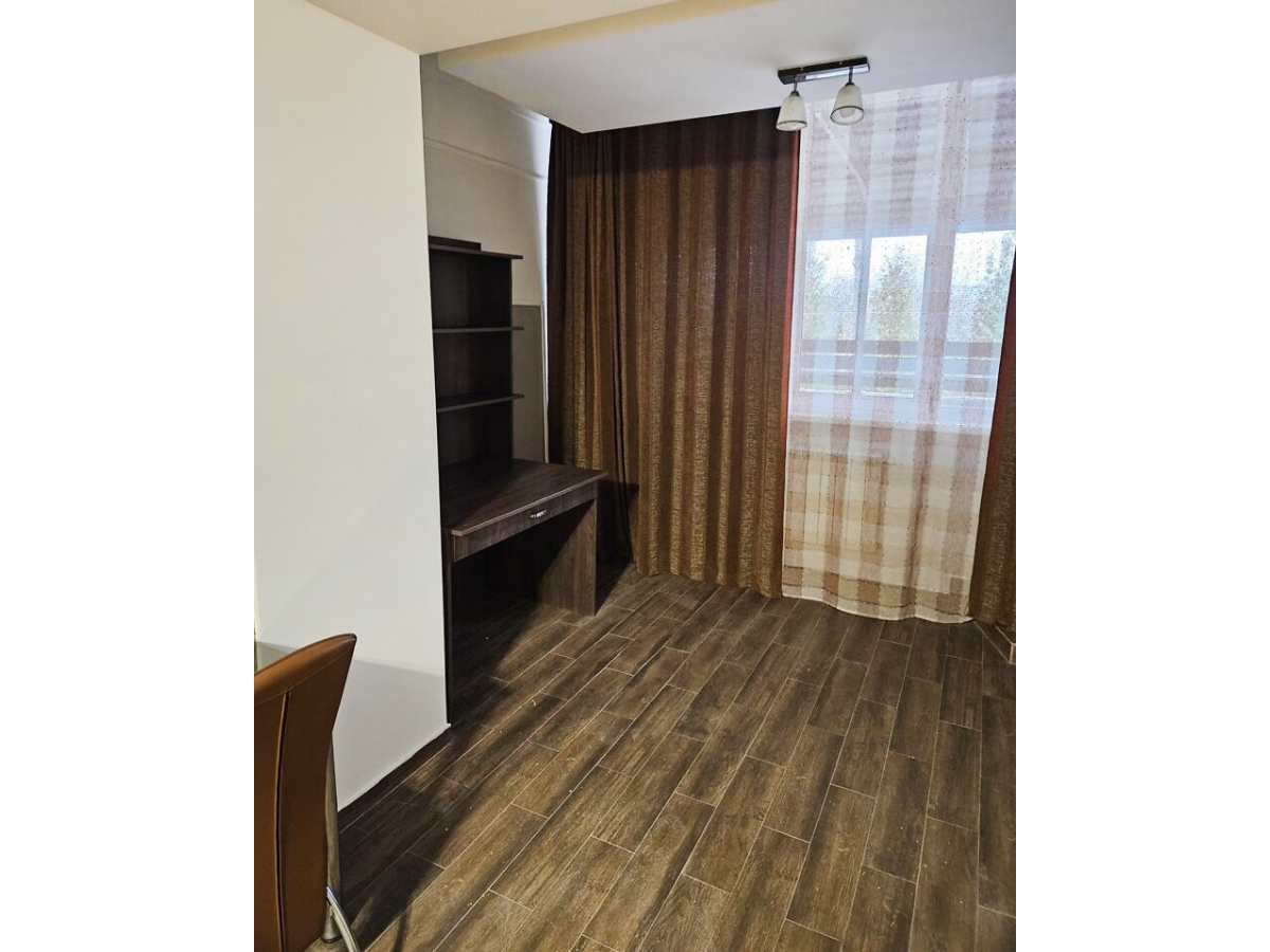 3-кім. квартира, Тернопіль, Кутківці, вул. Петра Батьківського (Бригадна)