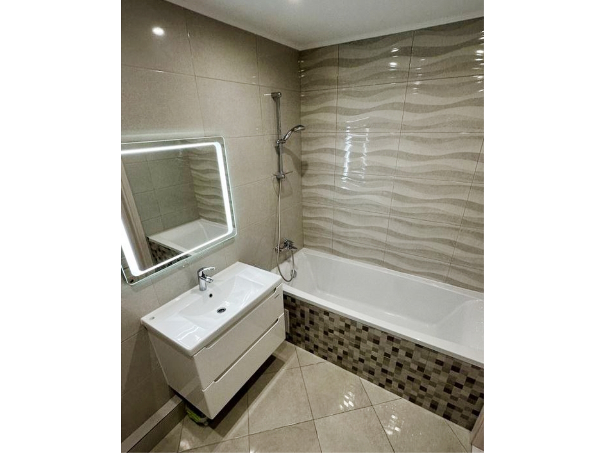 3-кім. квартира, Тернопіль, Центр, вул. Кульчицької