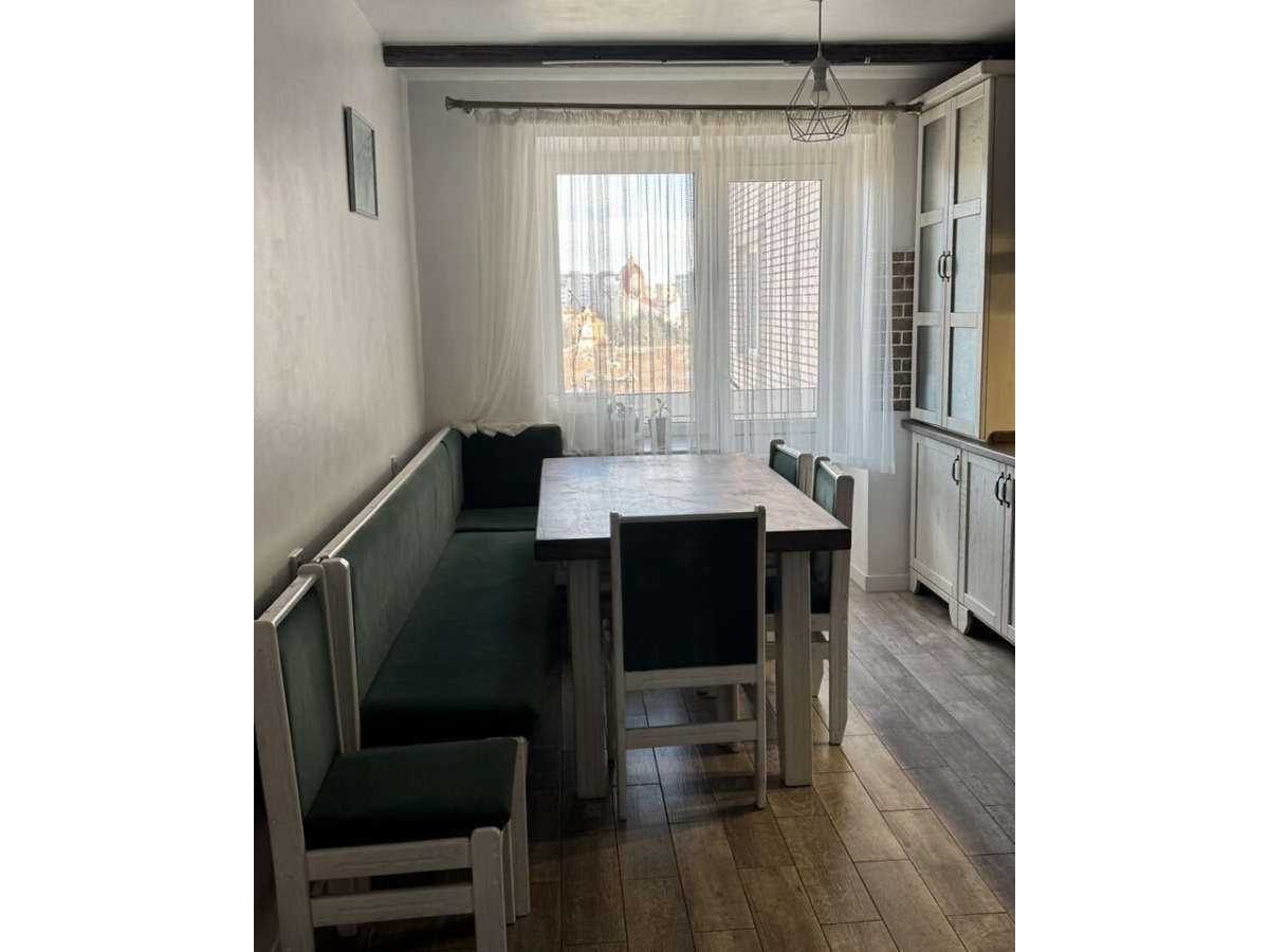 4-кім. квартира, Тернопіль, Північний, вул. Київська