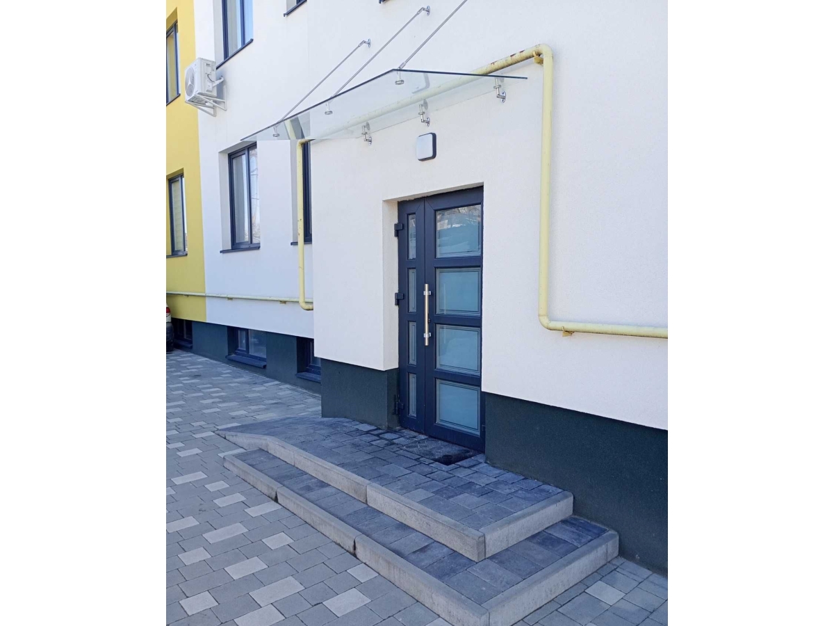 1-кім. квартира, Петриків