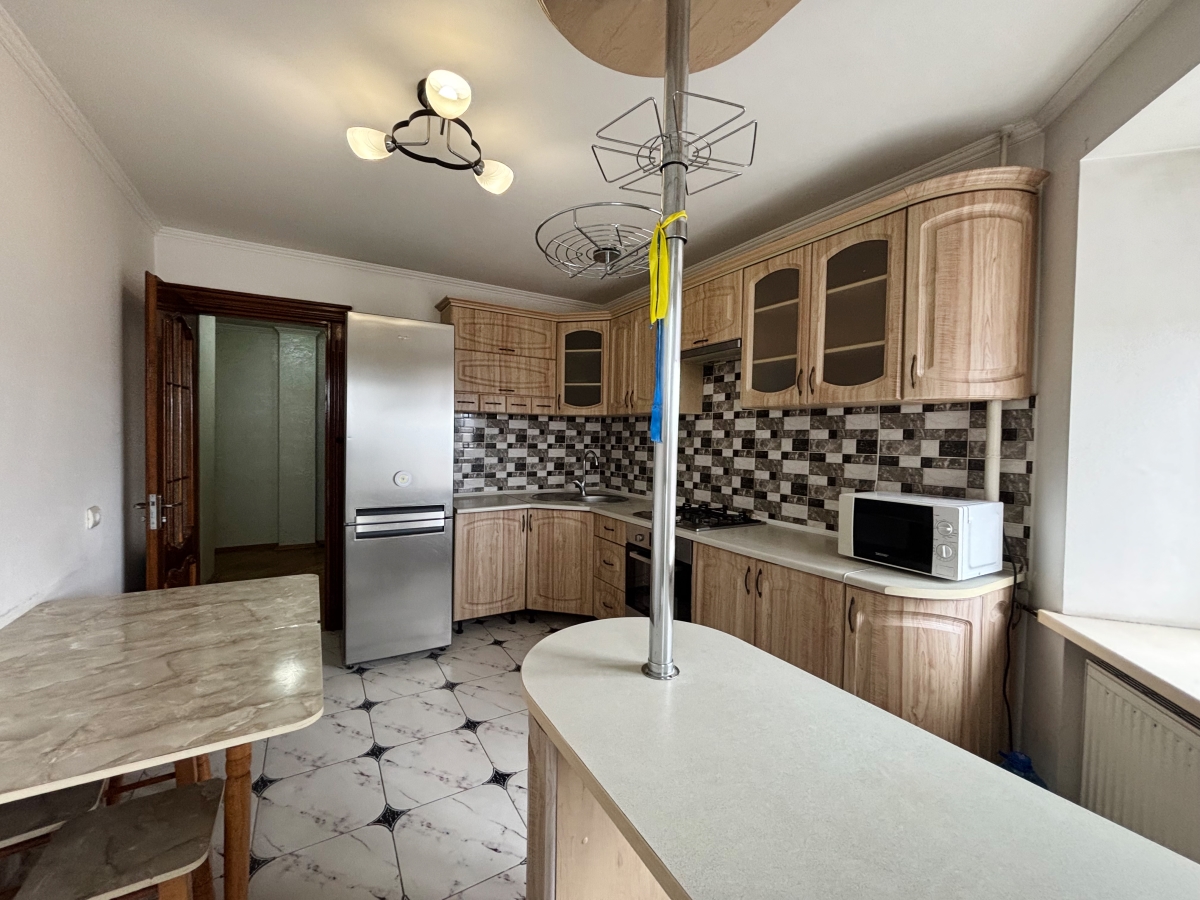 3-кім. квартира, Тернопіль, Універсам, вул. Злуки