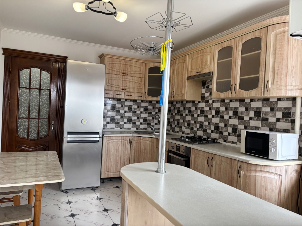 3-кім. квартира, Тернопіль, Універсам, вул. Злуки