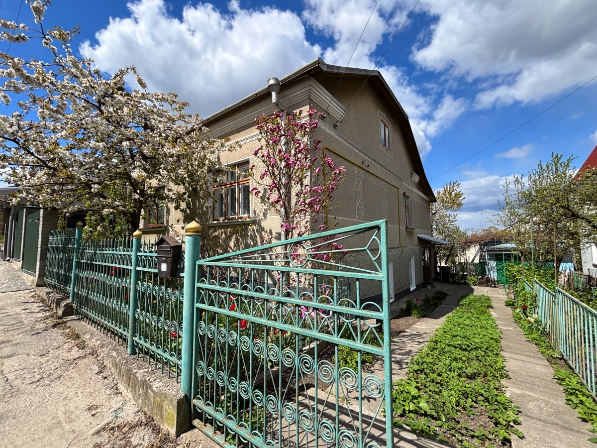 частина будинку, Тернопіль, Старий парк, вул. Рудницького